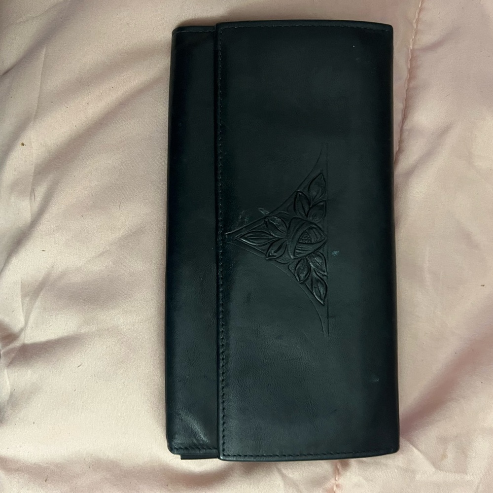 Rolfs Black Wallet with Embossed Design